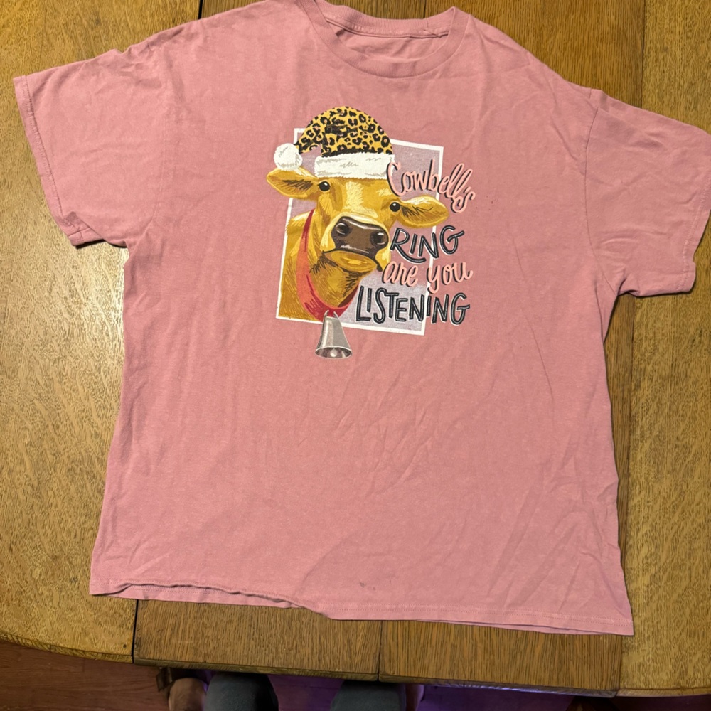 Ladies cowbell T-shirt, extra large
